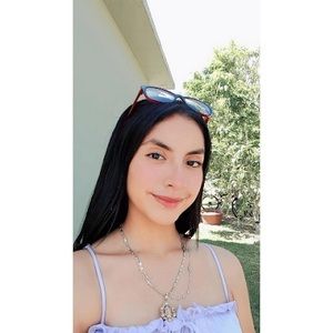 Meet your Posher, Guadalupe